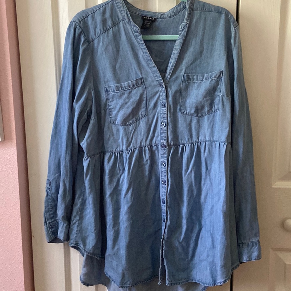 Torrid Plus Size Chambray Button Down Top - image 1